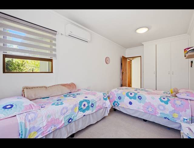 3 BEDROOM HOUSE FOR SALE IN CRAIGAVON